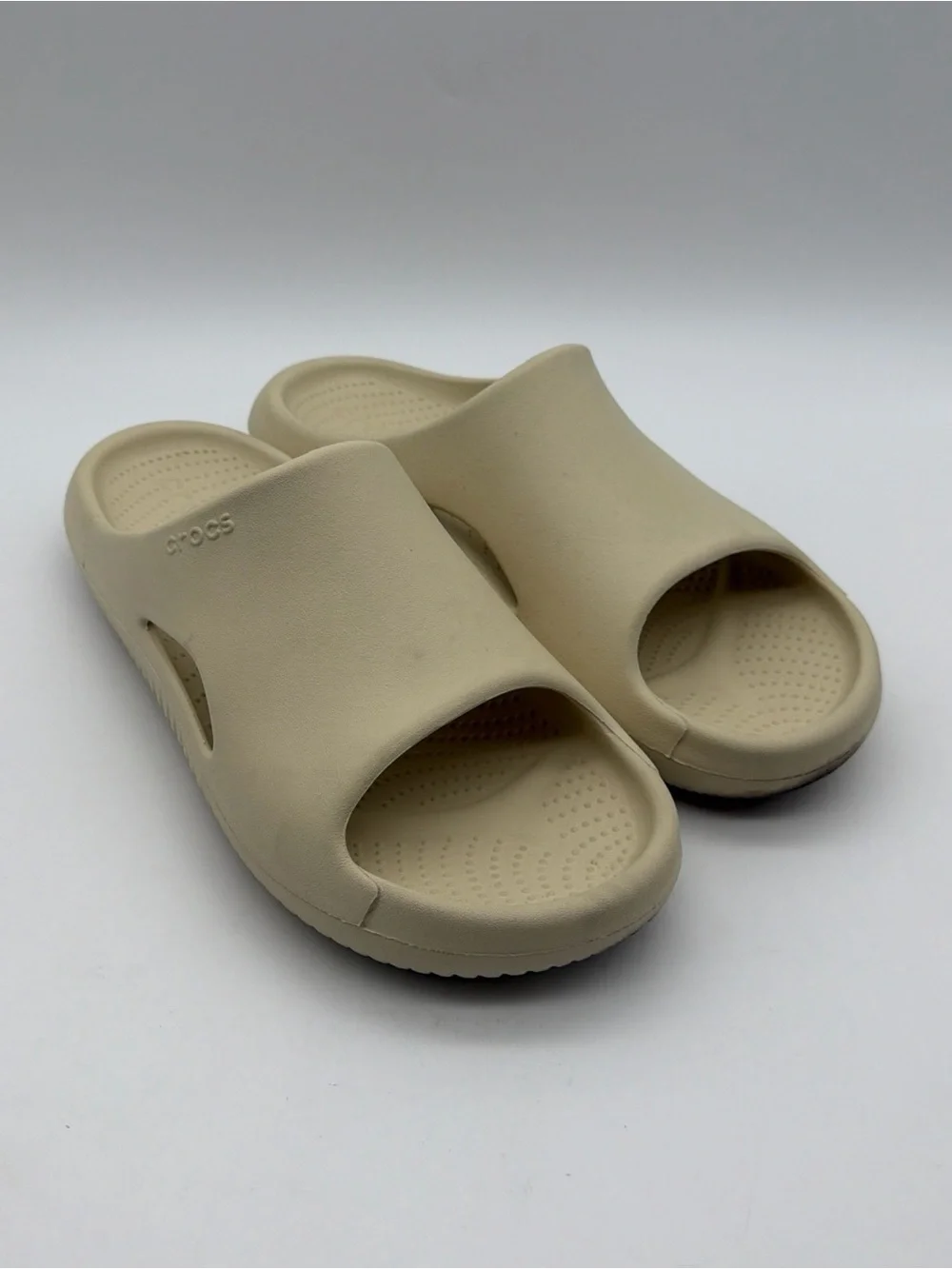 CROCS Mellow Recovery Clogs Sandals Mens 12 Beige Slip On Slides Shoes